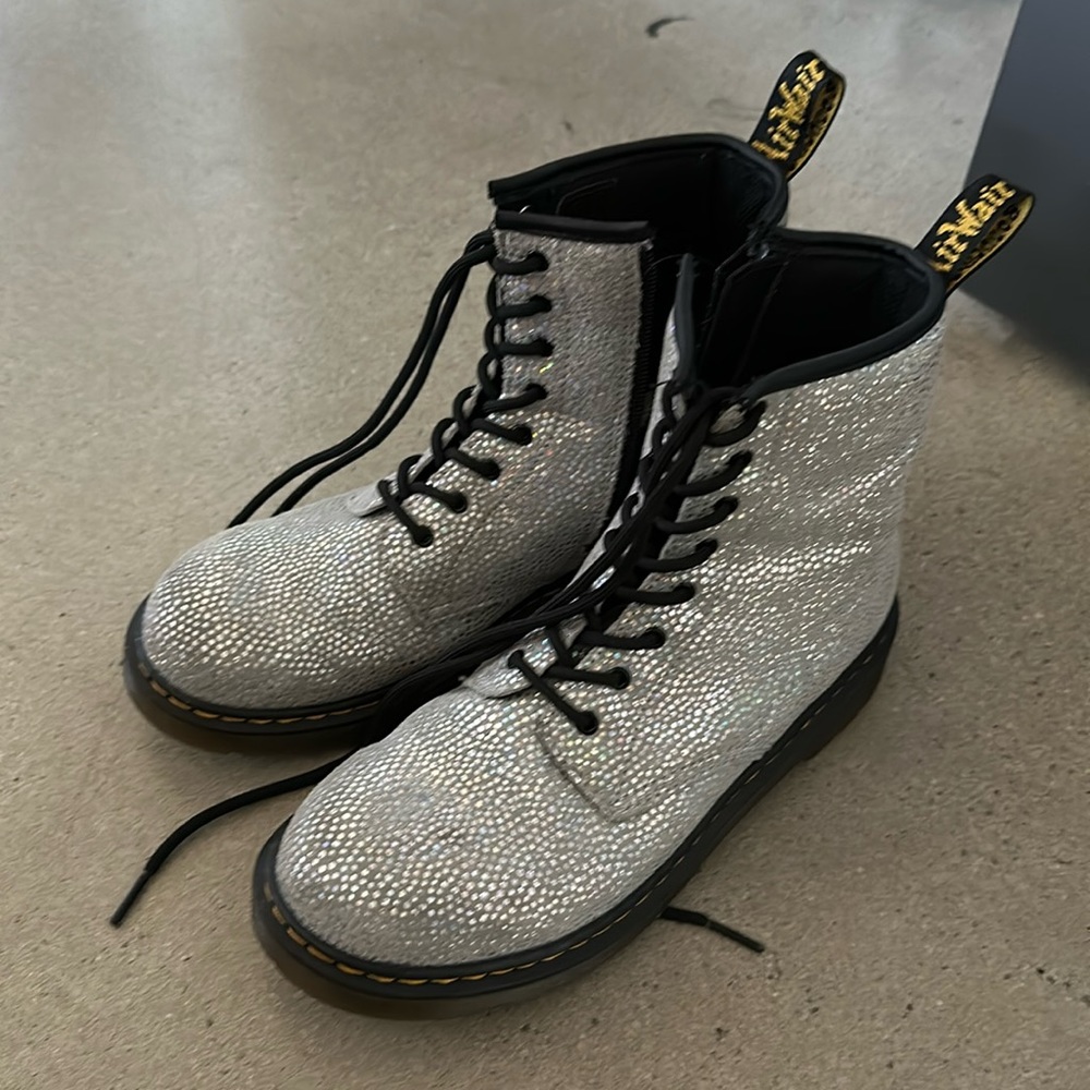 Sparkly Docs! - Picture 1 of 2